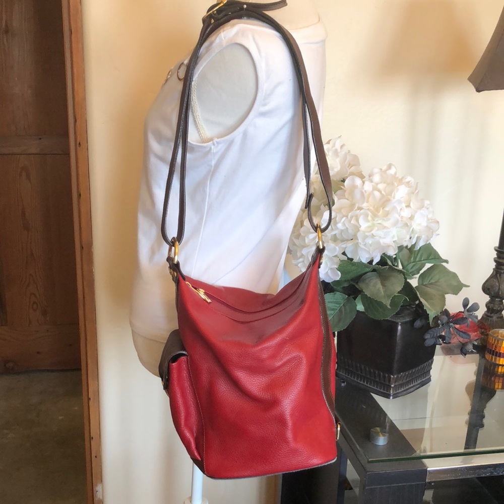 Elegant Red Leather Valentina Shoulder Bag